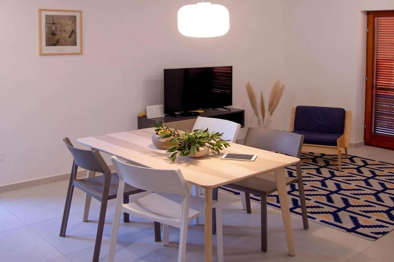 Appartamento Casa Dubi. Kvarner Selce Croazia